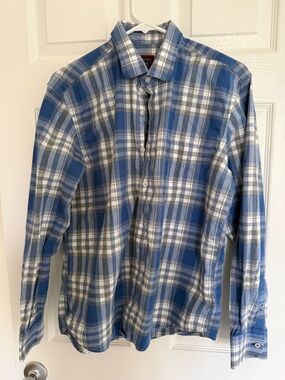 UNTUCKIT - Blue and White Plaid Button-Up Shirt